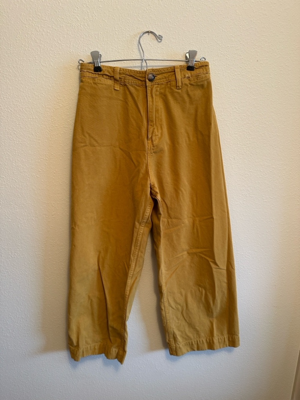 Blu Pepper Wide-Leg Capris in Mustard